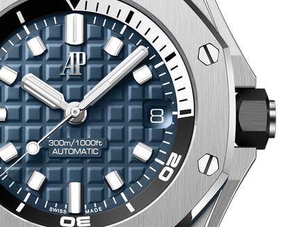 Blue Dial - Blue Rubber - 904L Steel - Automatic - 42mm